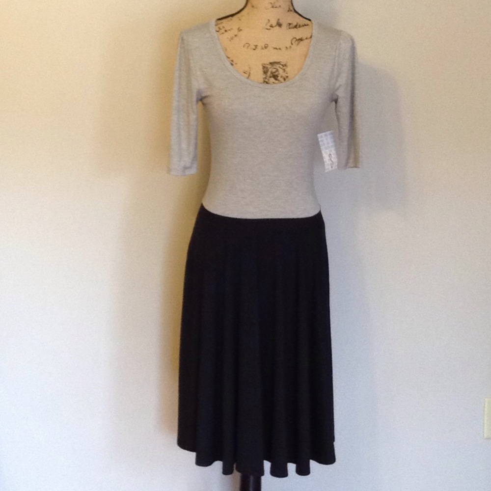 LuLaRoe Nicole Dress- NWT